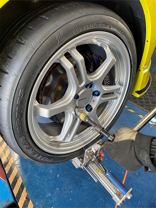 スイフトにRW006を装着