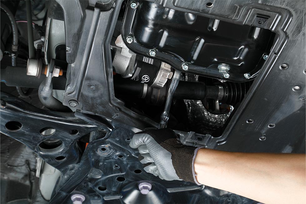 オイルエレメントの交換(必要な場合)