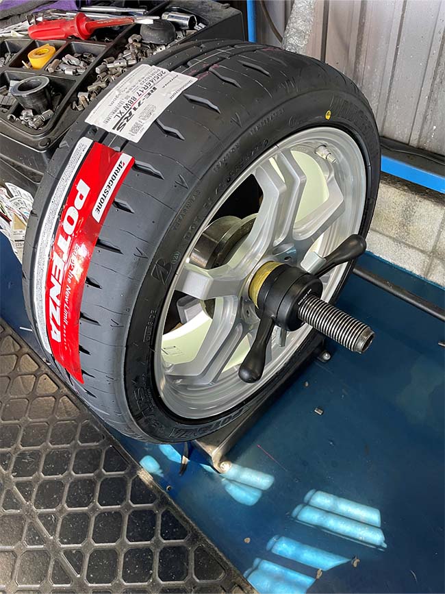 スイフトにRW006を装着